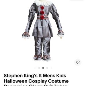 Stephen King’s Pennywise costume